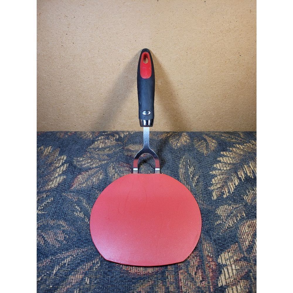 Norpro Grip-EZ Flexible Pancake Spatula- Black and Red